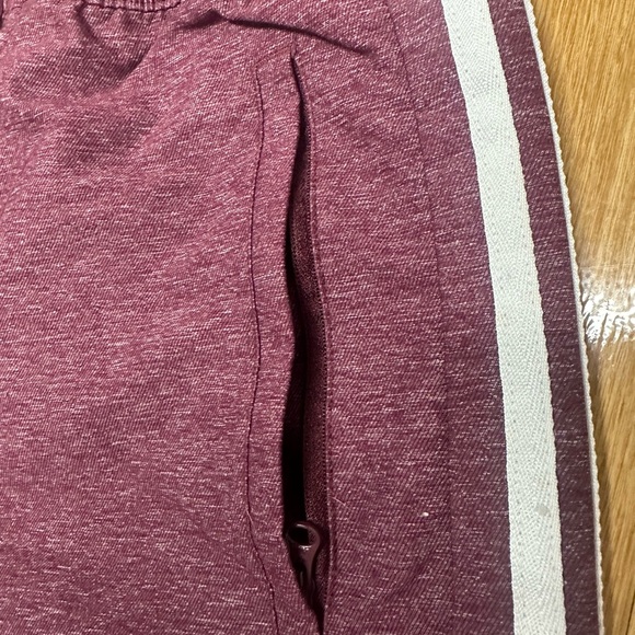 Men’s Adidas 3 Stripes Workout Shorts Size Small Excellent Condition No String🔥 - Picture 3 of 3